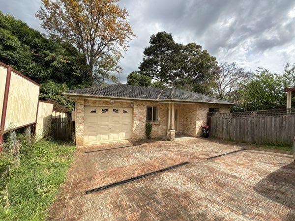 8A Blenheim Road, NSW 2118