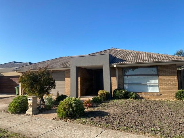 34 Heather Grove, VIC 3977