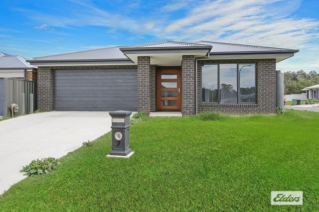 7 Hisley Court, NSW 2640