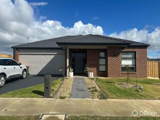 32 Kingfisher Road, VIC 3875