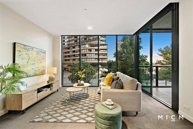 1A/9 Waterside Place, VIC 3008