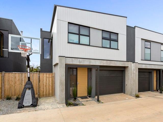 18 Basin Lane, VIC 3228