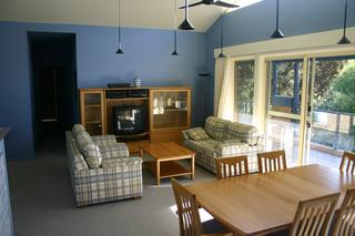 Lounge (2005-09-13)