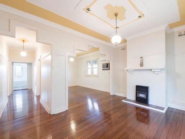 13 Braye Street, NSW 2304