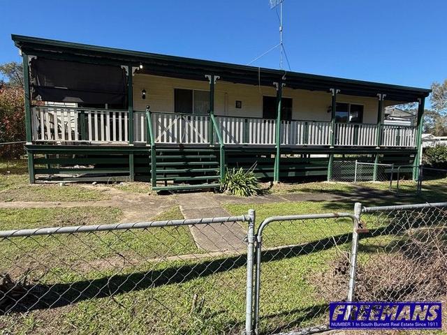 9 Dalkeith Street, QLD 4615