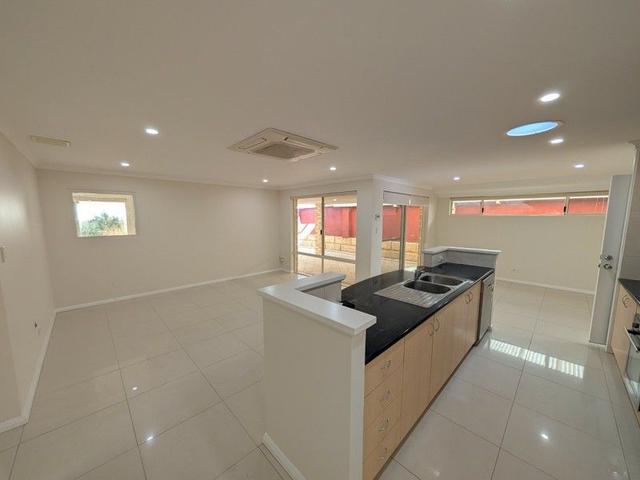 50 Gaby Way, WA 6064