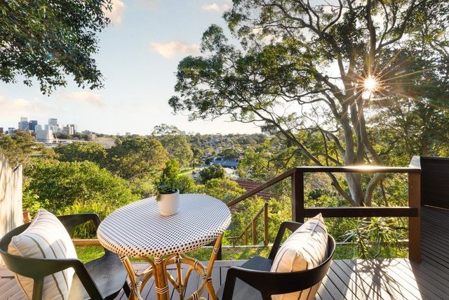 16 Greens Drive, NSW 2062