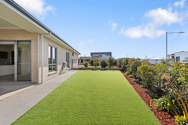 1 Neville Gare St, ACT 2611