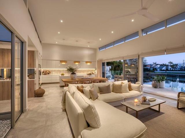 51 Allambi Avenue, QLD 4218