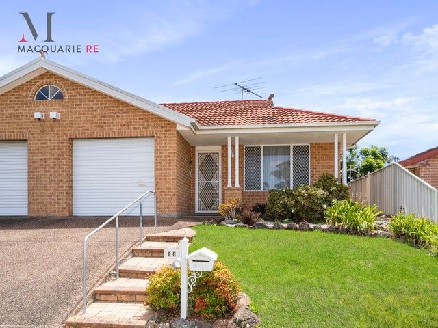 6B Clune  Close, NSW 2170
