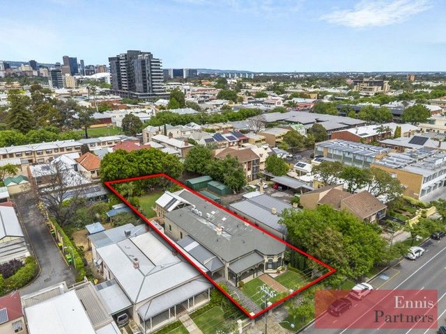 34 Barton Tce East, SA 5006
