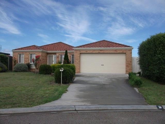 8 Canterbury Close, VIC 3875