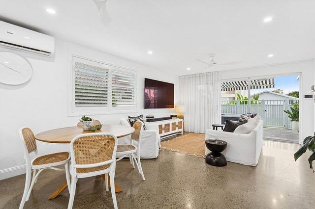 2/46 Twenty Fourth Avenue, QLD 4221