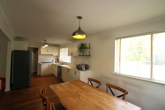 11 Casey Street, NSW 2800