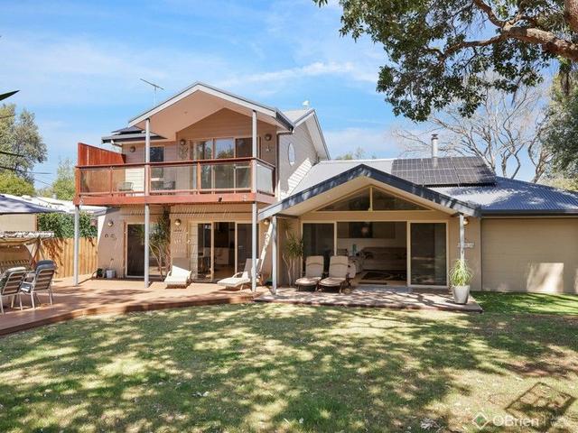 136 Silverleaves  Avenue, VIC 3922