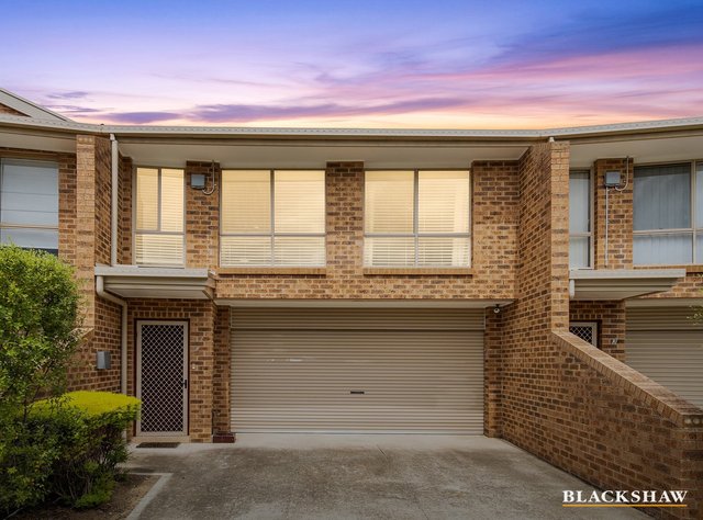 2/3 Winchester Place, NSW 2620
