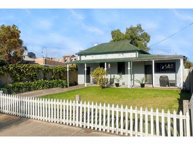 17 Allan Street, NSW 2658