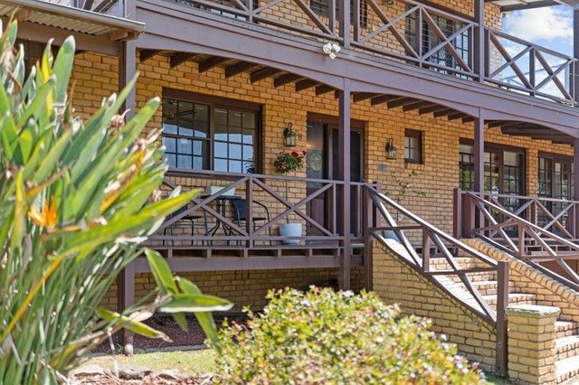 38 Simpson  Terrace, NSW 2330