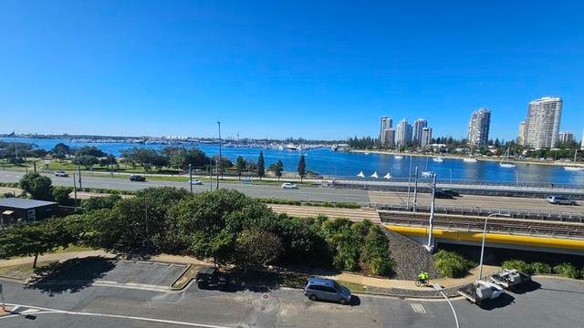616/2 Barney Street, QLD 4215