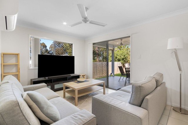 5 Elizabeth Place, QLD 4130