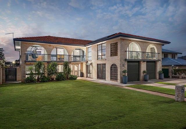 8 Fenimore Street, QLD 4122