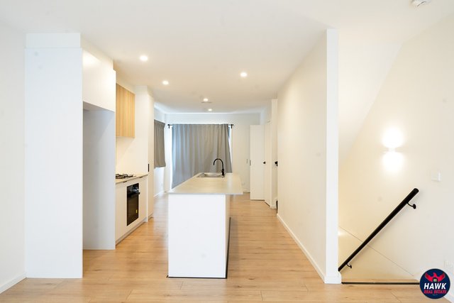 18/22 Jelinek Street, ACT 2913