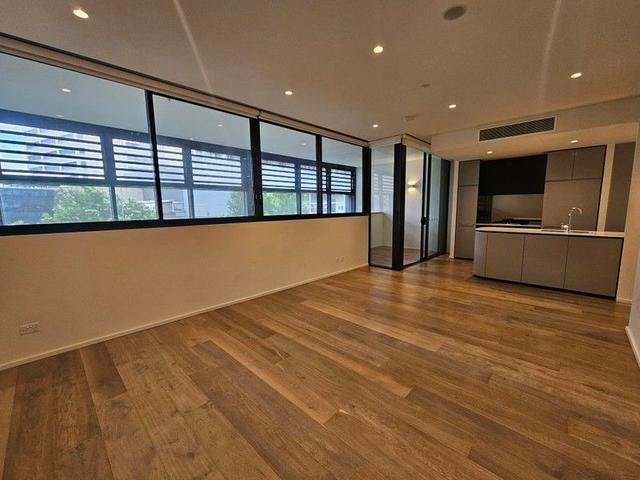 308/241 Oxford  Street, NSW 2022