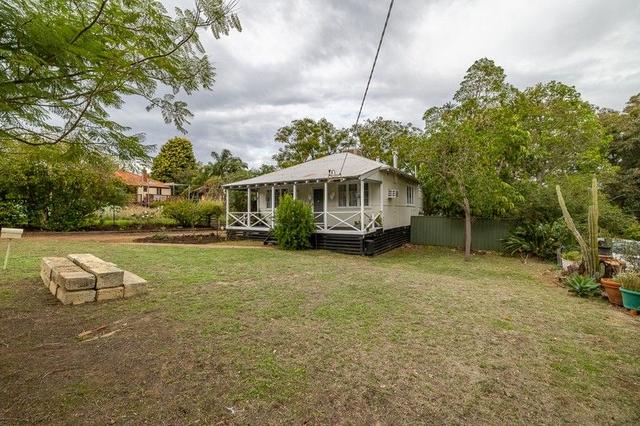 8 William Street, WA 6112