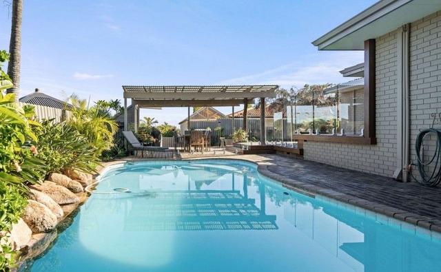 142 Warwick Rd, WA 6023