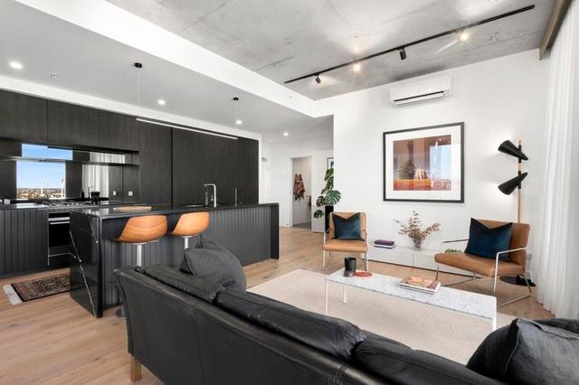 1105/44 Ryrie Street, VIC 3220