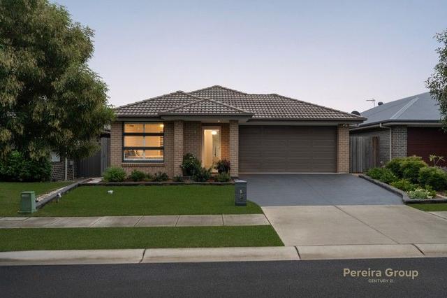 5 Oates Street, NSW 2570