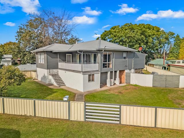 7 Gipp Street, NSW 2330
