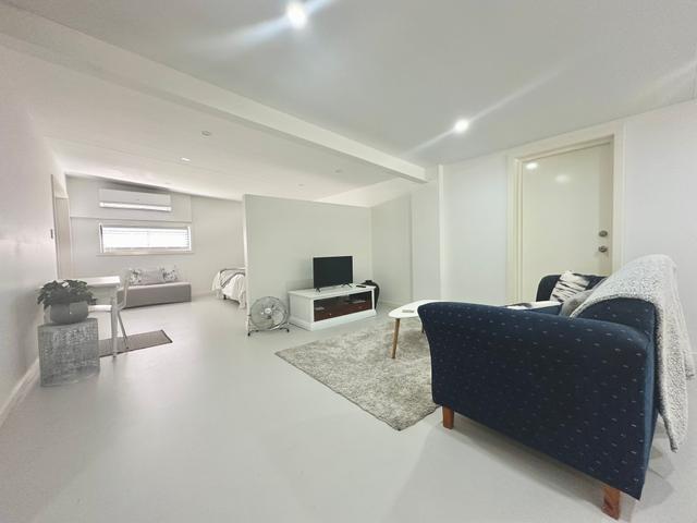 1a/52 Memorial Avenue, NSW 2256