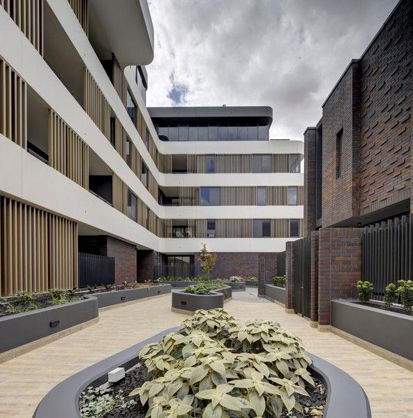 311/2 Dreadnought Street, NSW 2196