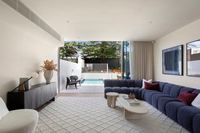 4B Wallangra Road, NSW 2030