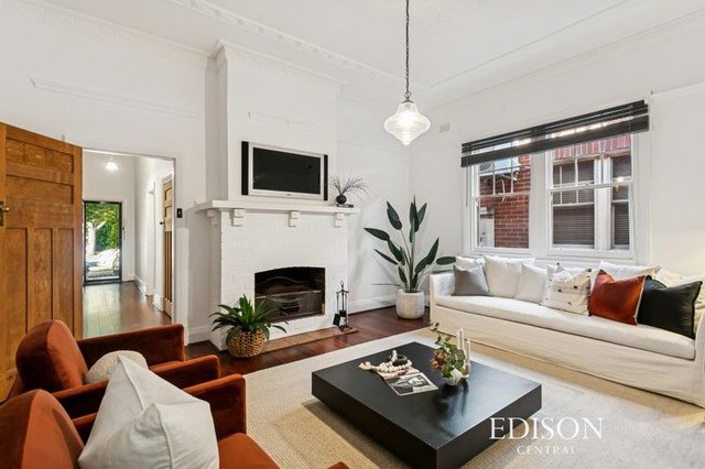 33 Kingston  Avenue, WA 6005