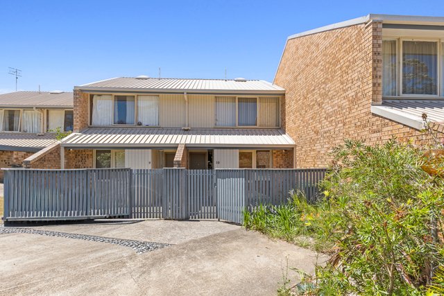 10/1 George Bass Drive, NSW 2536