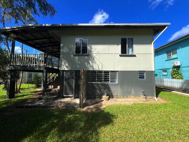 16 Thurles St, QLD 4854