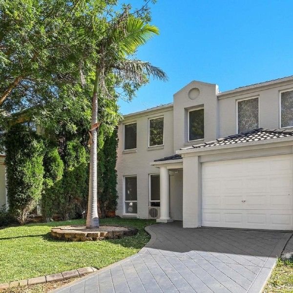 8 Tate Crescent, NSW 2171