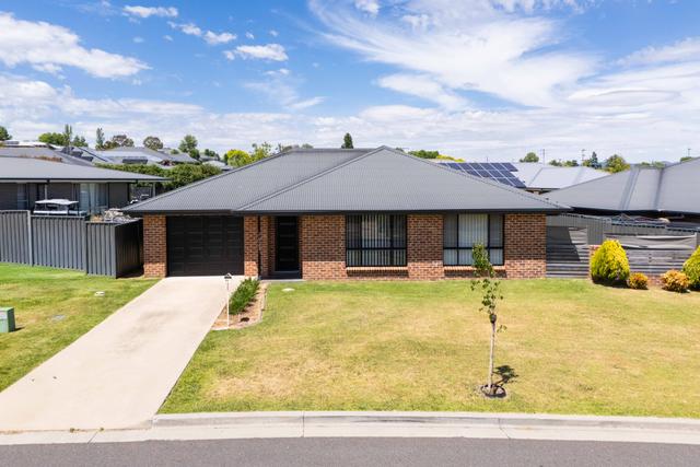 8A The Snowy Way, NSW 2800