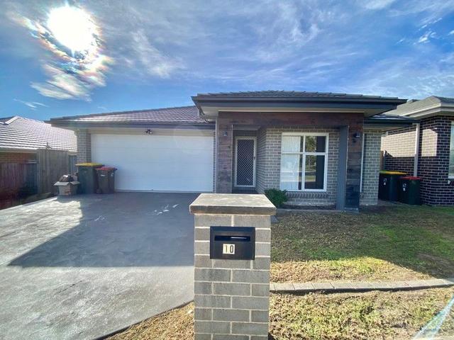 10 Rowan Street, NSW 2570
