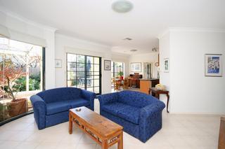 Family Room (2008-06-13)
