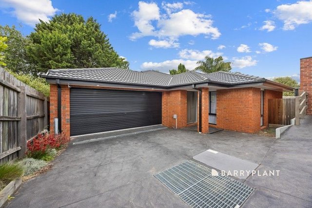2/4 Kevis Court, VIC 3814