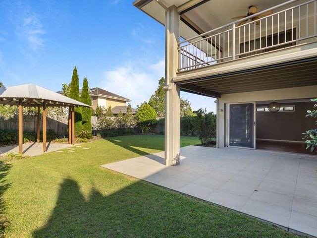 8 Kate Circuit, QLD 4123