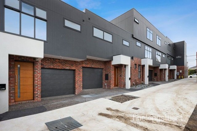 2/295 Gilbert Road, VIC 3072