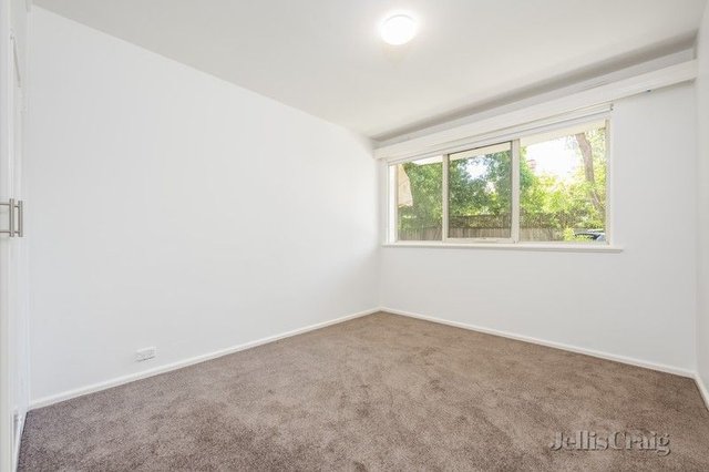 2/22 Denbigh Road, VIC 3143