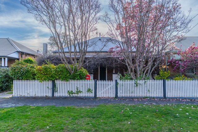 107 Clinton Street, NSW 2800