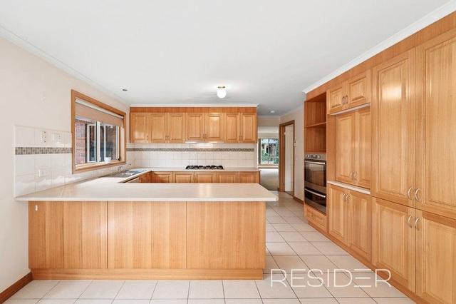 28 Jindabyne Avenue, VIC 3752