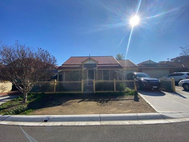 11 Pembroke Lane, VIC 3024