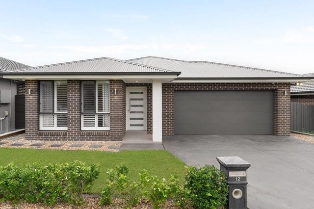 12 Charbray Loop, NSW 2570